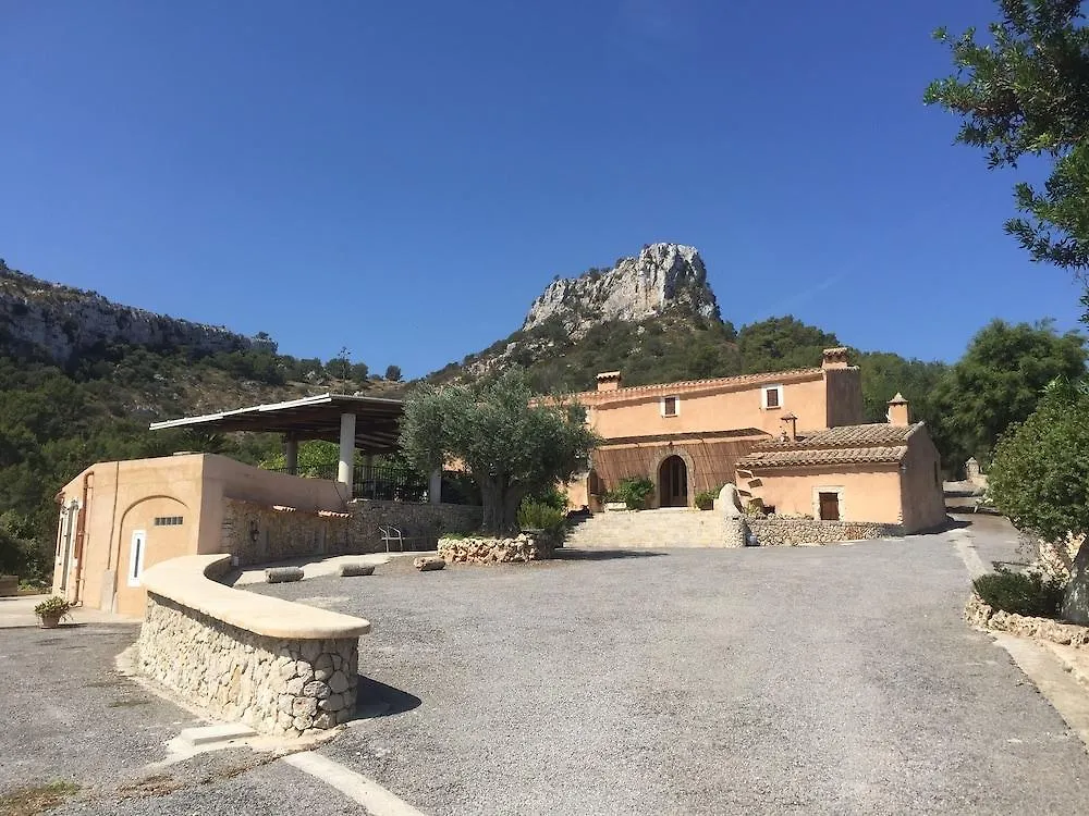 Agroturisme Es Picot Son Macia  İspanya